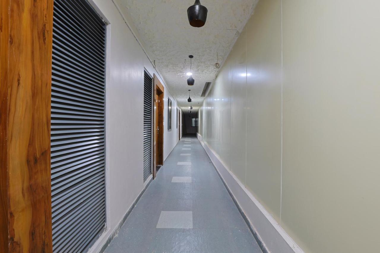 Hotel Monville Group Vadodara Kültér fotó