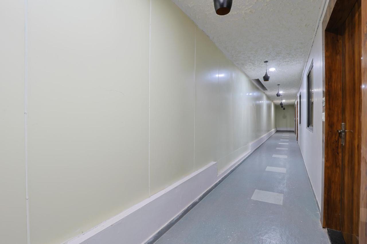 Hotel Monville Group Vadodara Kültér fotó