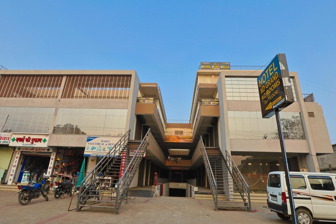 Hotel Monville Group Vadodara Kültér fotó