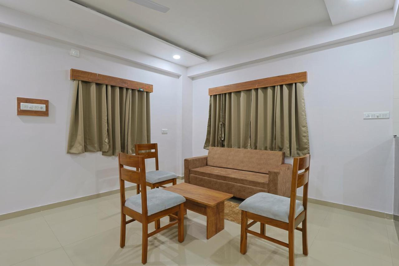 Hotel Monville Group Vadodara Kültér fotó